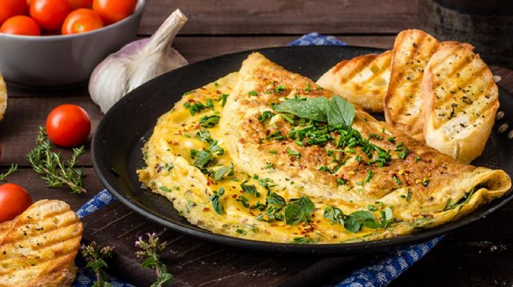 Cuida de tu figura con algo delicioso: Este omelette fit te va a encantar ya verás
