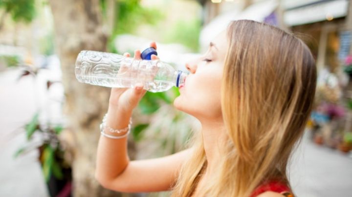 El verano se acerca: Así debes prepararte para evitar una deshidratación en esa temporada