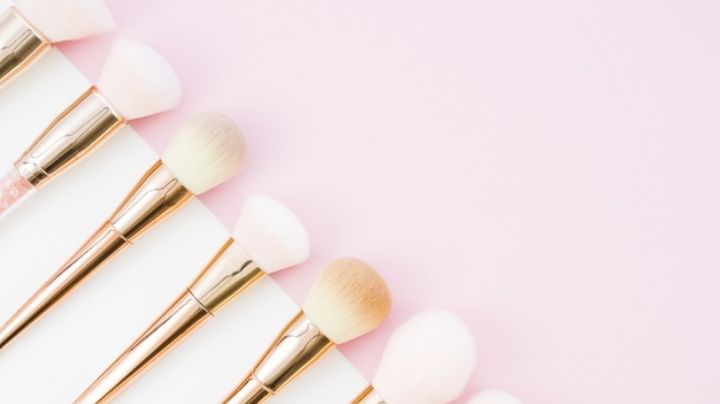 ¡No puedes salir sin ellas! Estas son las brochas que siempre deben estar en tu cosmetiquera