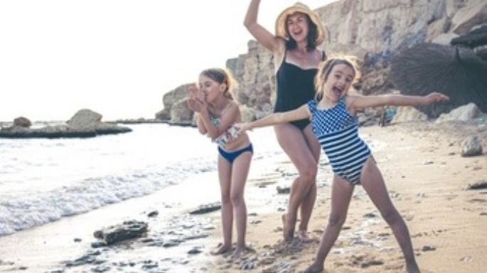 ¡Protégelos del sol! Así es como debes cuidar a tus hijos durante el verano