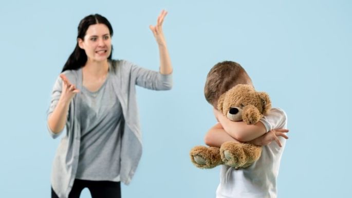 ¿Uso de la violencia para educar? Estas son las consecuencias que genera en los niños