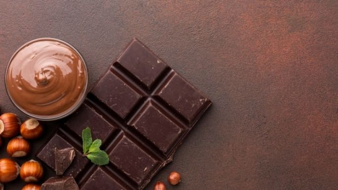 Conoce los inesperados beneficios de comer chocolate por las mañanas