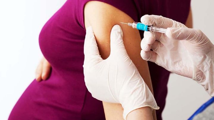 Embarazadas tendrían pocos efectos secundarios de la vacuna contra el Covid-19