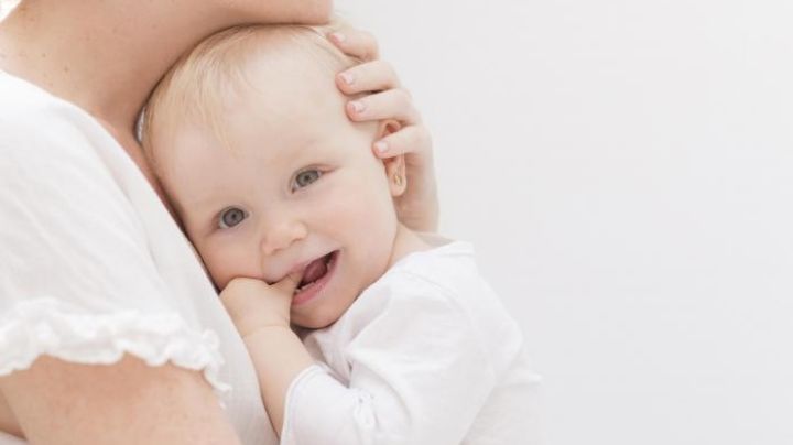 Aprende cómo quitar el hipo de tu bebé en tan solo unos segundos con estos trucos