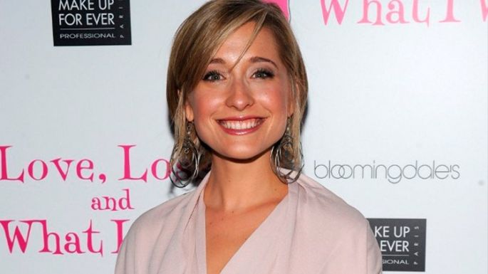 Allison Mack, actriz de 'Smallville' es condenada a 3 años de prisión por caso NXIVM