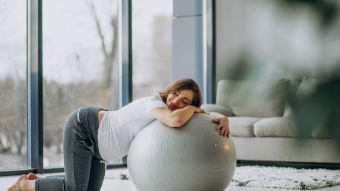 ¡Indispensable! Conoce los beneficios de utilizar la pelota de pilates durante tu embarazo