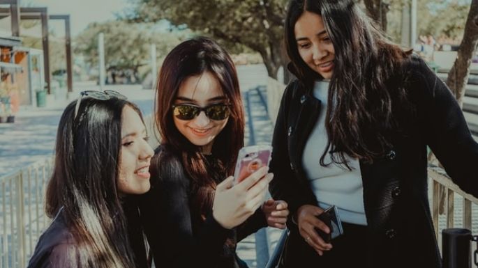 ¿Tienes dificultad para socializar? Estos son algunos tips que pueden ayudarte para hacer amigos