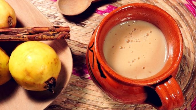 Una receta tradicional: Este atole de guayaba queda genial para esas tardes frías y lluviosas