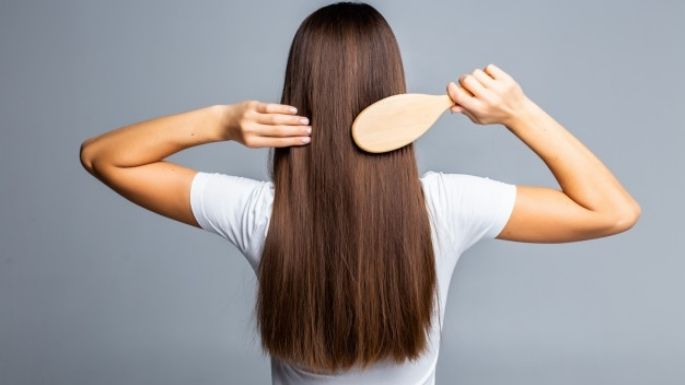 Controla tu melena con ayuda de estos sencillos peinados para cabello largo