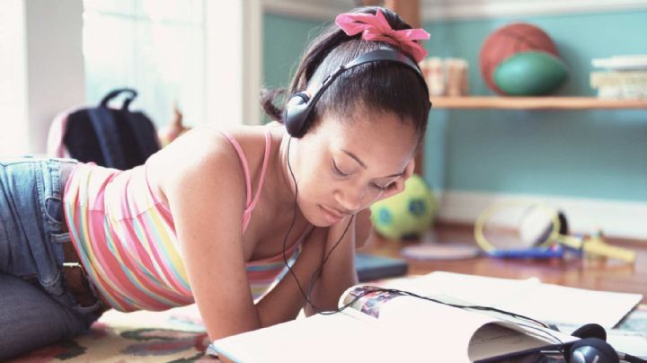 Por estos motivos debes dejar que tus hijos escuchen música mientras estudian