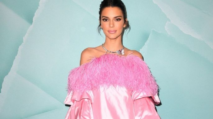 Kendall Jenner desfiló con unos pantalones acampanados que seguramente querrás tener ya