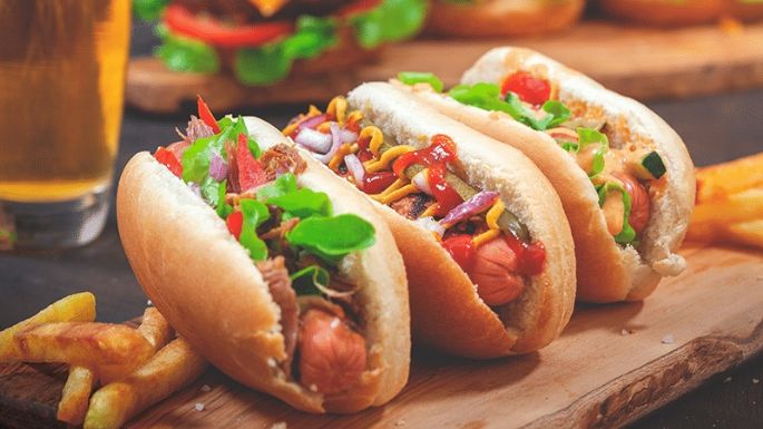 Antojo de fin de semana: Estos hot dogs estilo americano te van a encantar