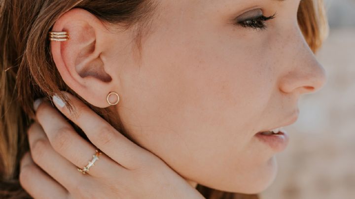 Adorna tus orejas con los aretes 'ear cuff', la nueva moda en accesorios
