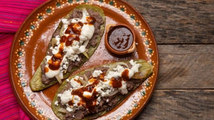 Un antojito saludable: Estos tlacoyos de nopal con pico de gallo son la mejor versión healty