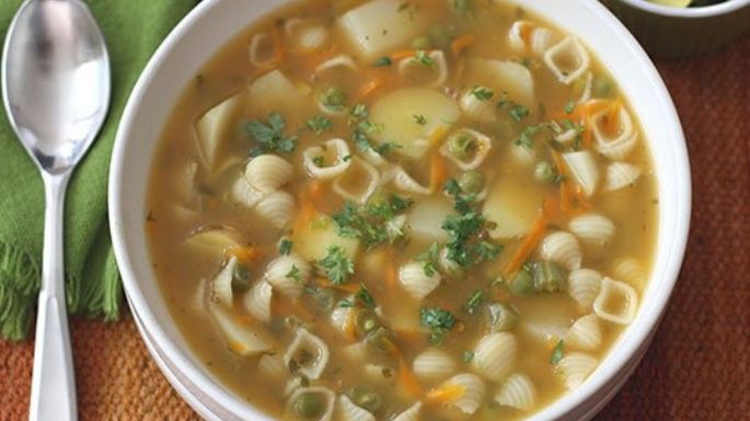 Sopa de pasta con pollo: Esta es una manera deliciosa y sencilla para sacarte del apuro