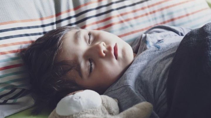 Atención mamás: El entrenamiento mindfulness ayudaría a tus hijos a dormir mejor