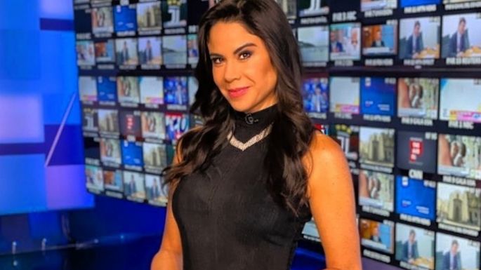 Paola Rojas luce sus curvas con un vestido rojo desde los foros de Televisa