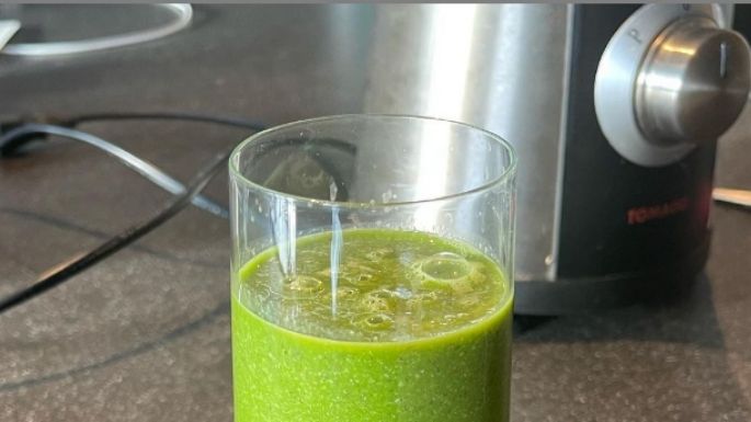 Año nuevo, vida nueva: Comienza a desintoxicarte con este smoothie de espinaca