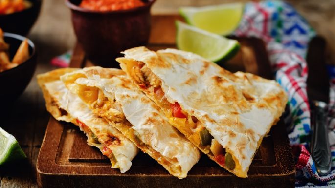 Prepárate para la rosca de reyes con estas quesadillas al estilo griego