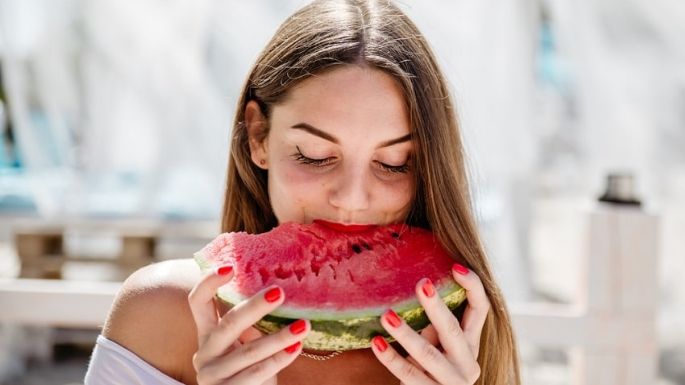 Entérate de las razones por las que te conviene masticar correctamente la comida