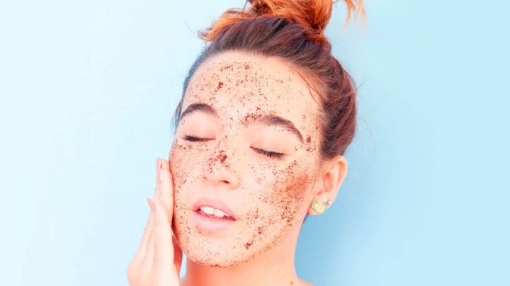 9 recetas de exfoliantes con pocos ingredientes para todo el cuerpo