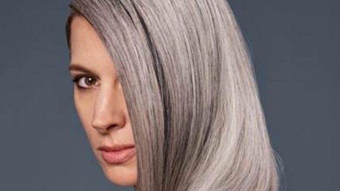 Lo de hoy son las canas: Tips para cuidarlas y lucirlas como nunca