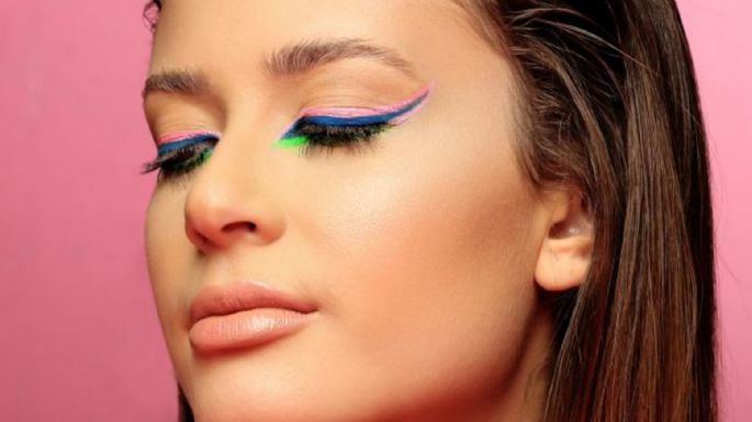 Delineado adhesivo: La tendencia que resalta tu belleza sin necesidad de usar maquillaje