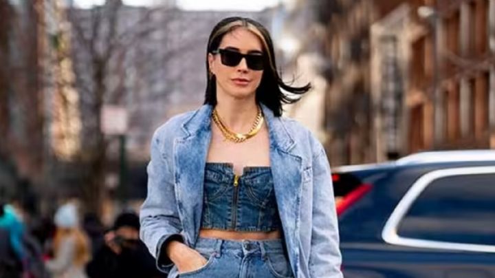 Doble denim: De esto se trata la nueva moda para usar mezclilla como toda una experta