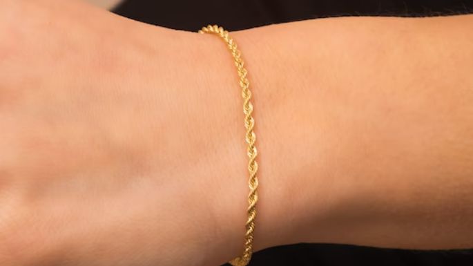 ¿Cómo abrochar una pulsera sola? Este truco te ahorrará mucho tiempo