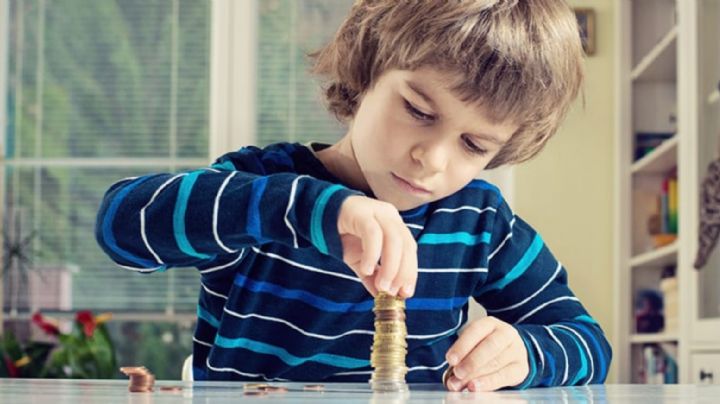 ¿Le das "domingo" a tus hijos? Desde qué edad y bpor qué darles mesada