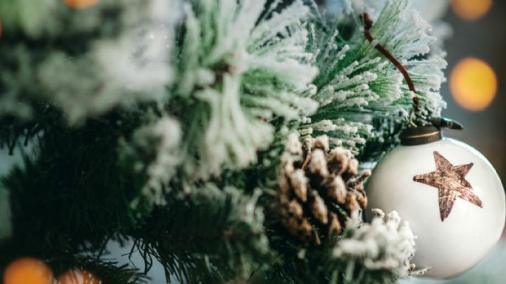 Tutorial sencillo para crear tu propia nieve decorativa casera para el árbol de Navidad