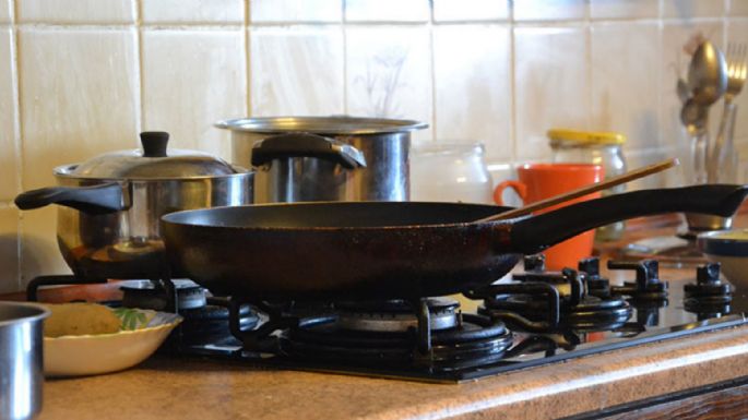 Para comer saludables es importante que NUNCA cocines con el sartén rayado