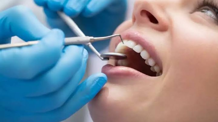 ¿Vas a consultar a un dentista? Sigue estos consejos para hallar un buen profesional