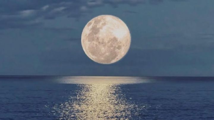 Conjunción de la Luna con  Mercurio: ¿Qué significa este fenómeno astrológico para temas del amor?