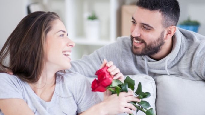 Flores que serían obsequiadas como muestra de arrepentimiento por infidelidad