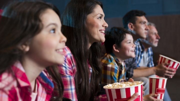 5 excelentes beneficios de ver películas en familia