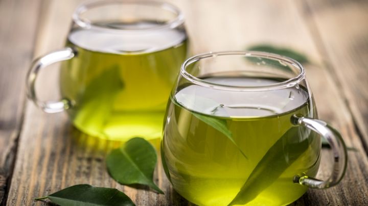 Líbrate de la placa bacteriana: Apuesta por el té verde como enjuague bucal