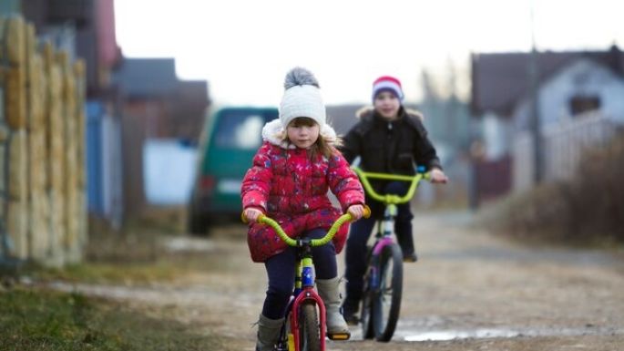 Conoce los 5 beneficios de que tus hijos usen bicicletas sin rueditas