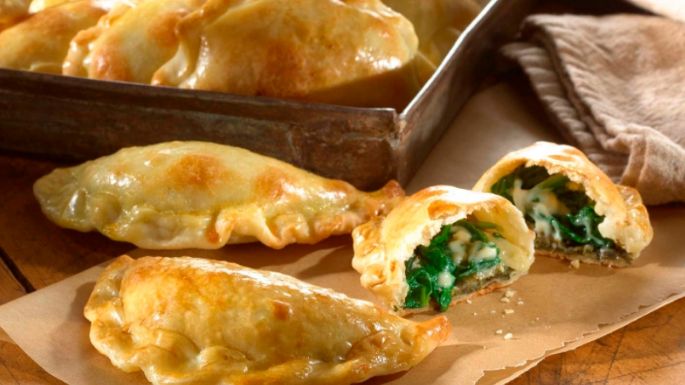 ¡Para salir de la rutina! Receta de empanadas doraditas de espinaca