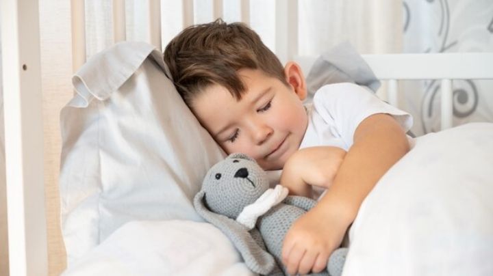 A esta hora tus hijos debe irse a dormir para cuidar su salud