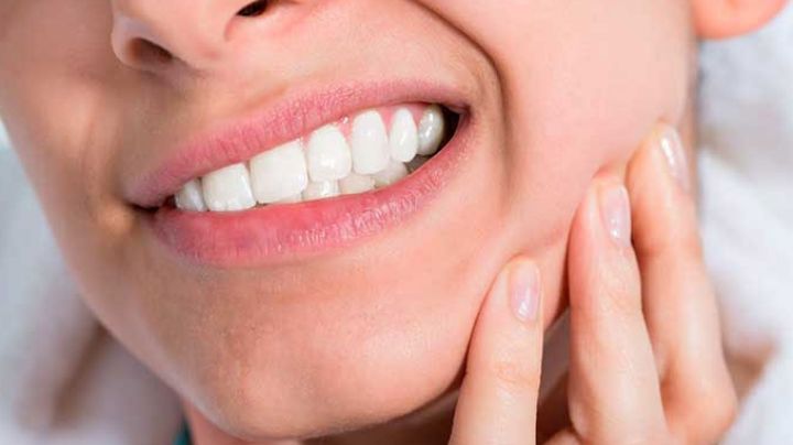 ¿Aprietas los dientes? Ejercicios para liberar la tensión de la mandíbula