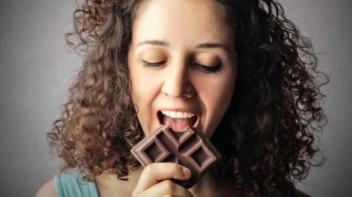 ¡Delicioso y saludable! Conoce los 10 principales beneficios de comer chocolate negro