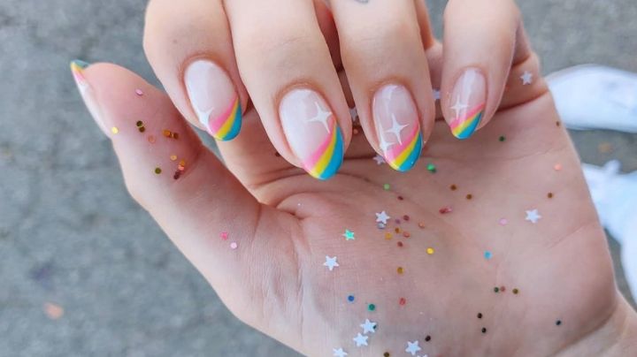 ¡Reinventa la manicura francesa! Atrévete a añadir un poco de color