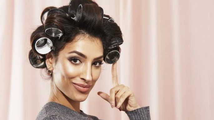 Dale vida y volumen a tu cabello; enróllalo con 'velcro rollers'