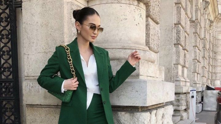 Traje verde: El atuendo perfecto para la oficina en primavera