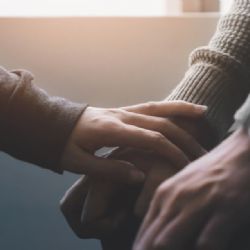 Peligros de tener una "última charla" tras la ruptura amorosa