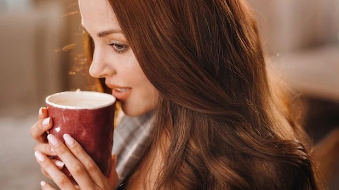 ¿Un shot de café para tu cabello?: Conoce los beneficios de este grano en tu melena