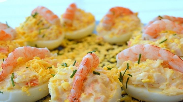 Ideales para una comida familiar: Huevos rellenos de camarón