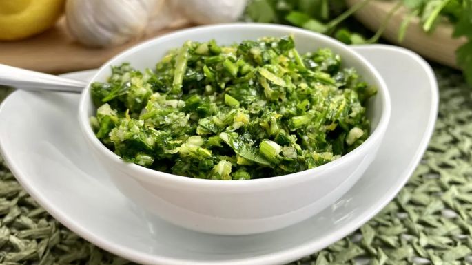 Receta de salsa gremolata; estará lista en 10 minutos