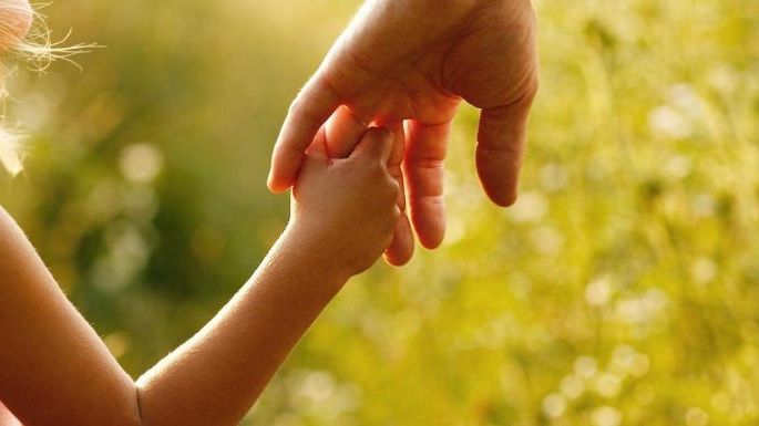 Abraza tus heridas emocionales de la niñez con el ‘reparenting’